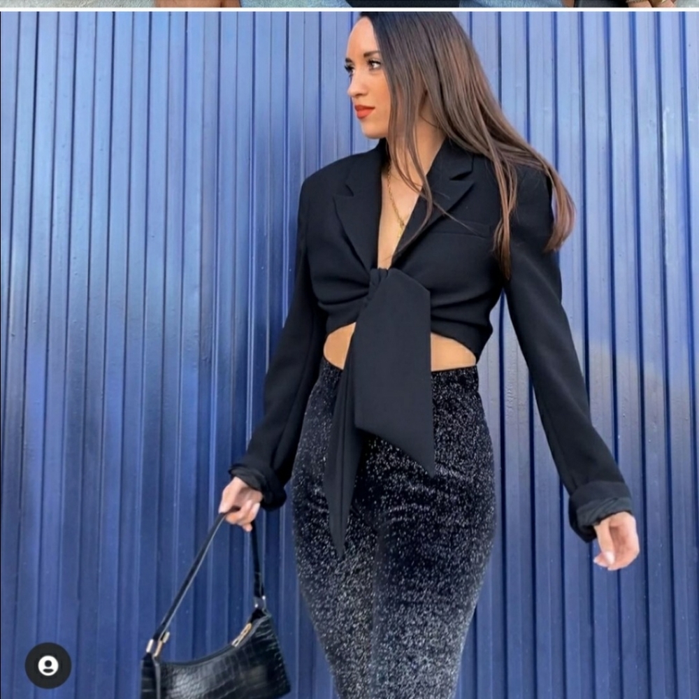 Black tie front crop blazer